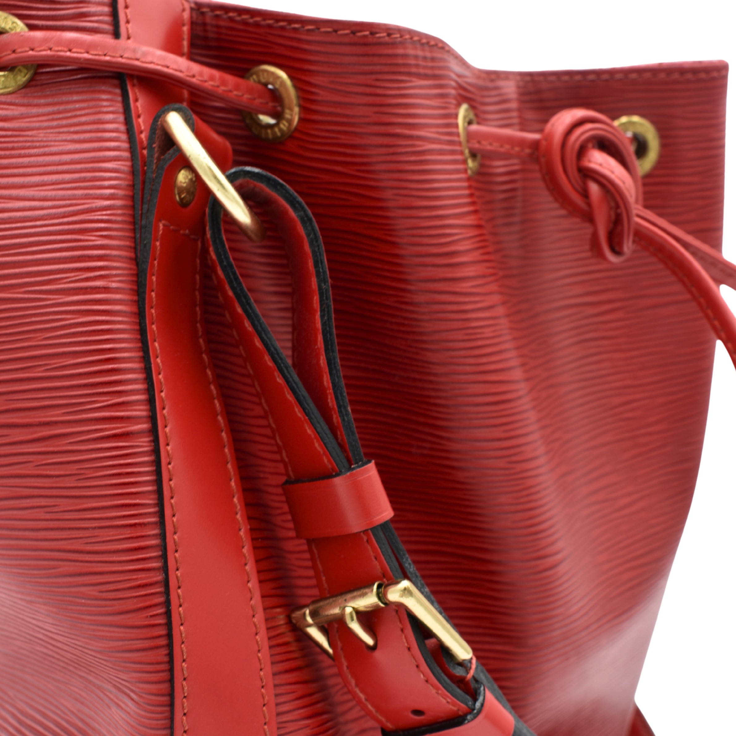 Red Epi Noe Bucket Bag