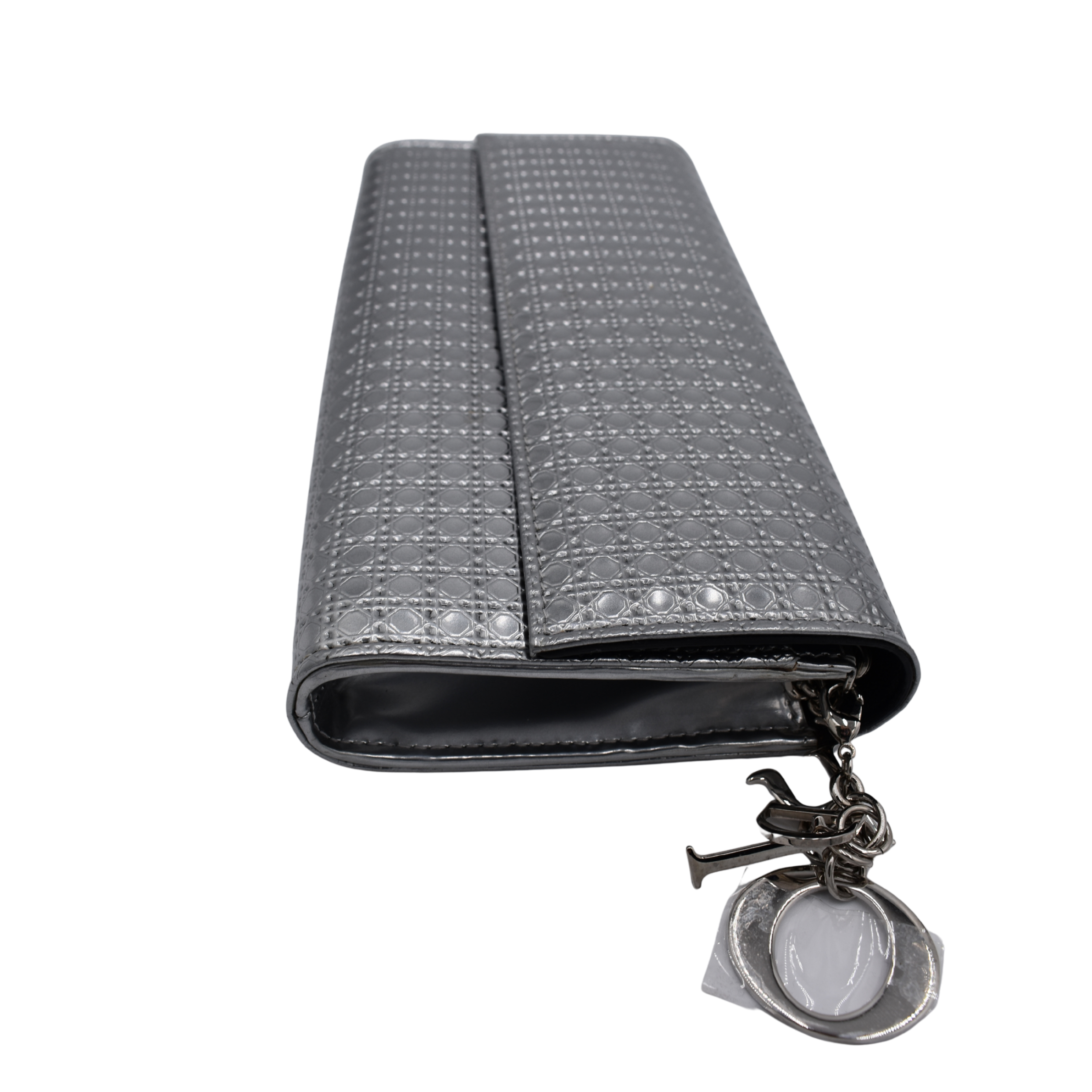 Metallic Silver Micro Cannage Croisiere Chain Wallet