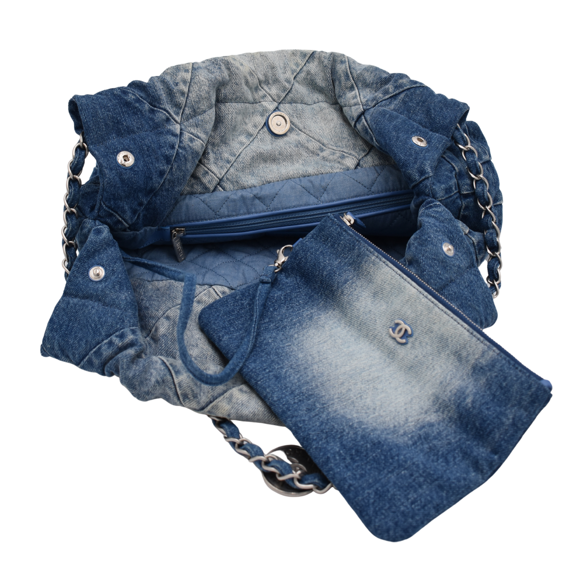 22 Quilted Chain Denim Hobo Small