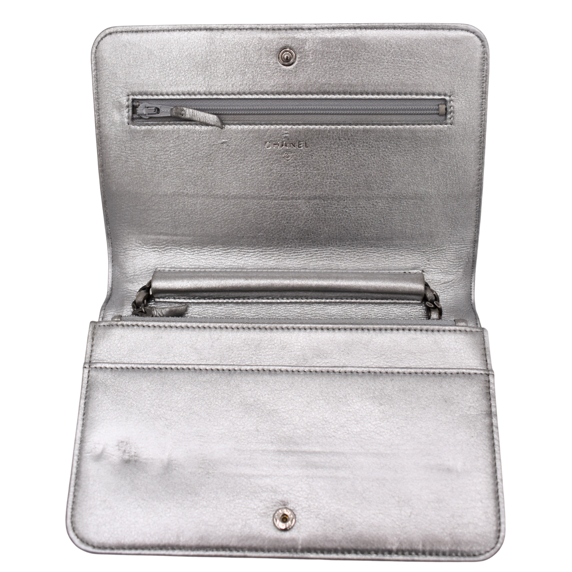 Metallic Silver Stingray Boy Wallet on Chain