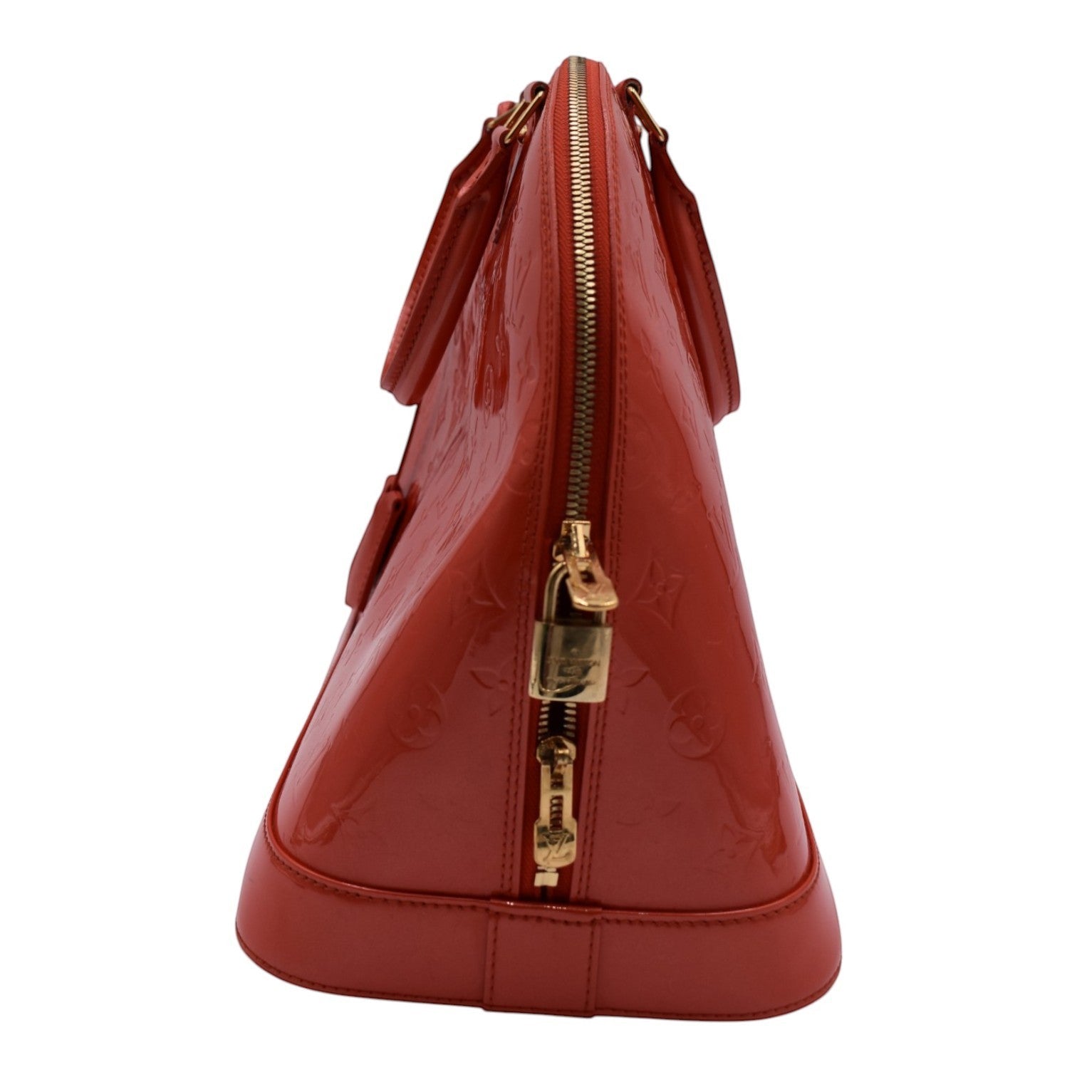 Soldi Louis Vuitton Alma GM Vernis red patent leather handbag with gold hardware and lock.